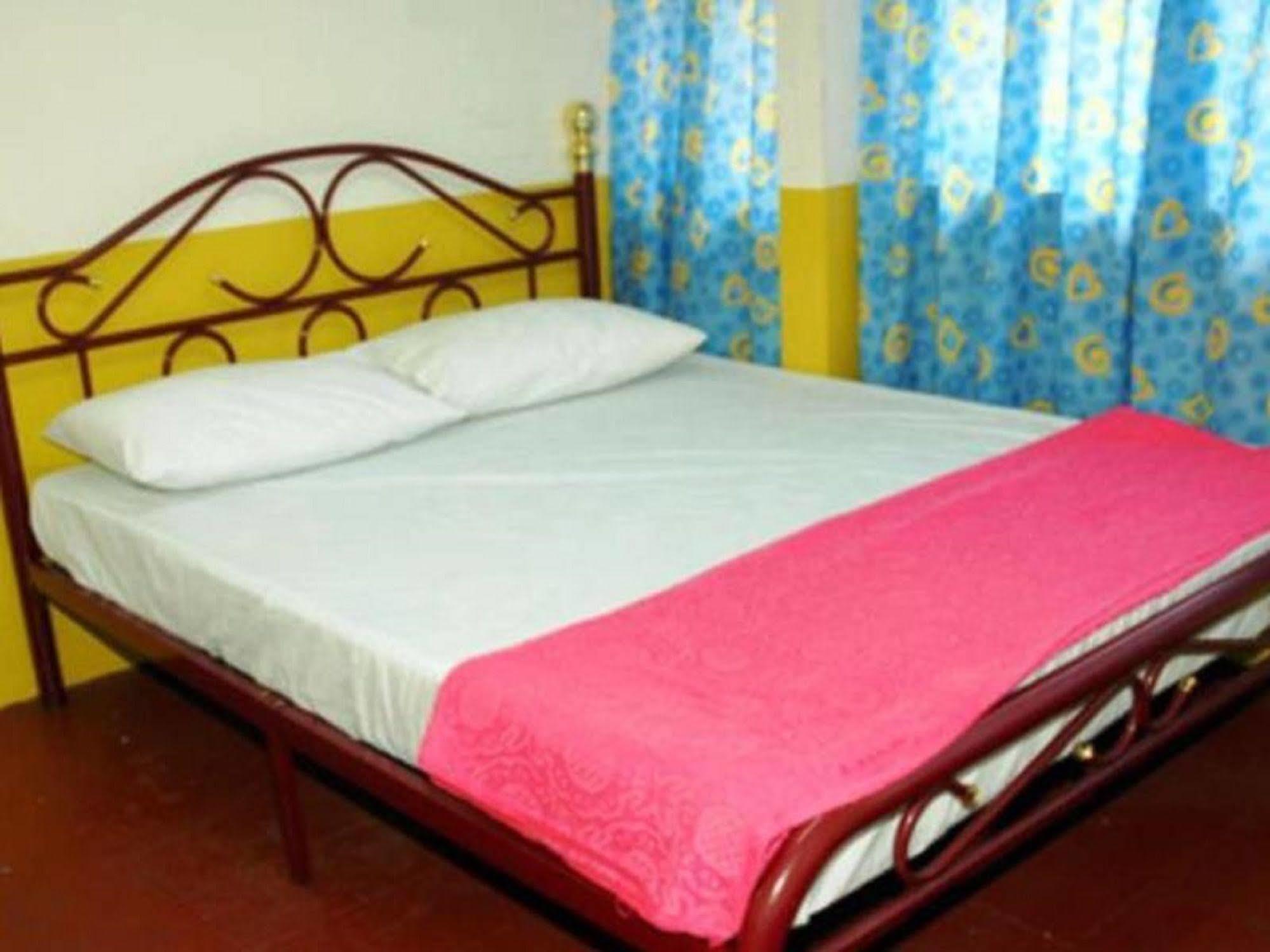 Stay In Lodge Kota Kinabalu Esterno foto