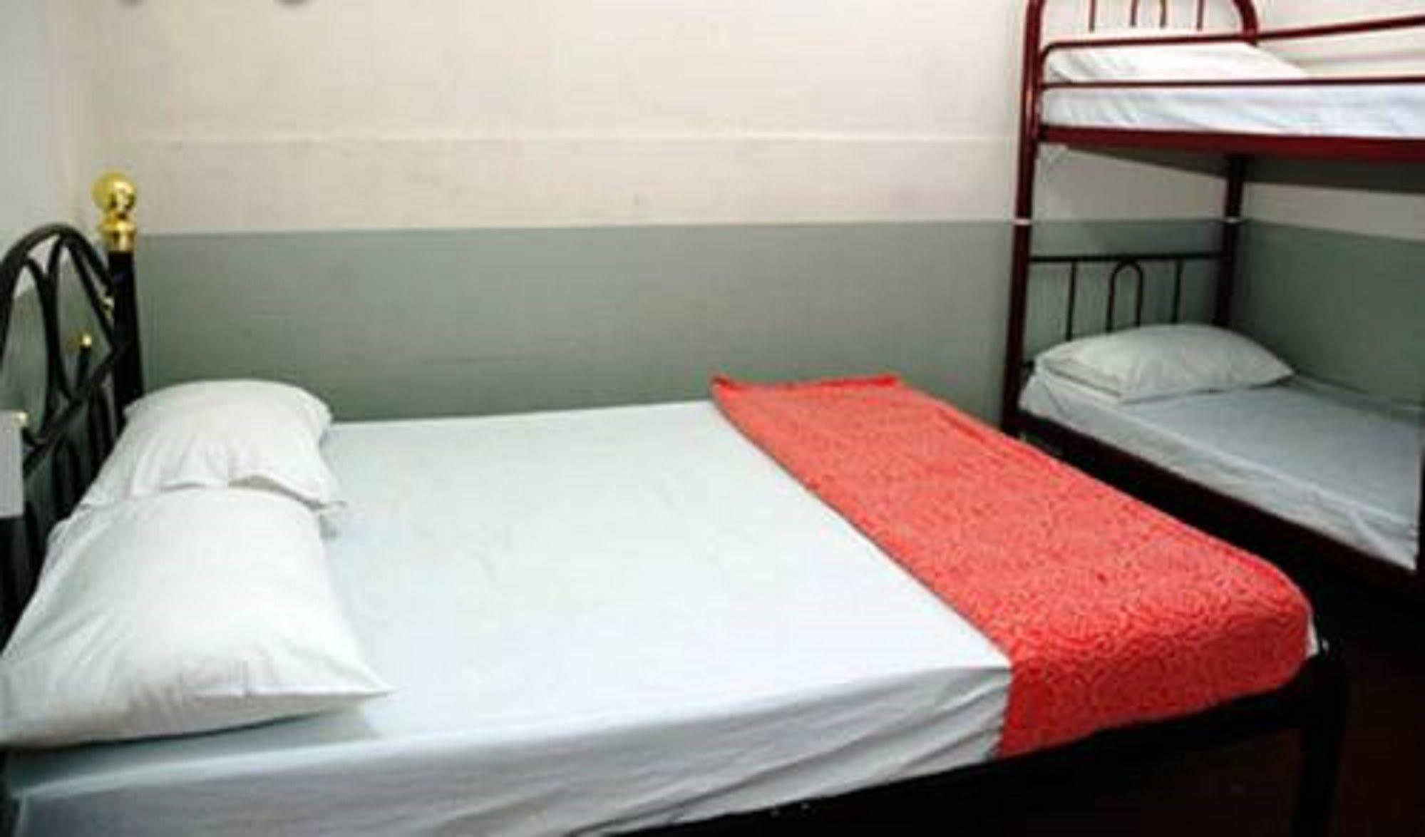 Stay In Lodge Kota Kinabalu Esterno foto