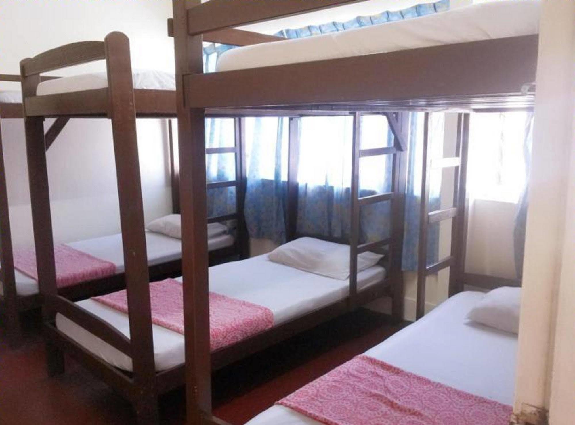 Stay In Lodge Kota Kinabalu Esterno foto