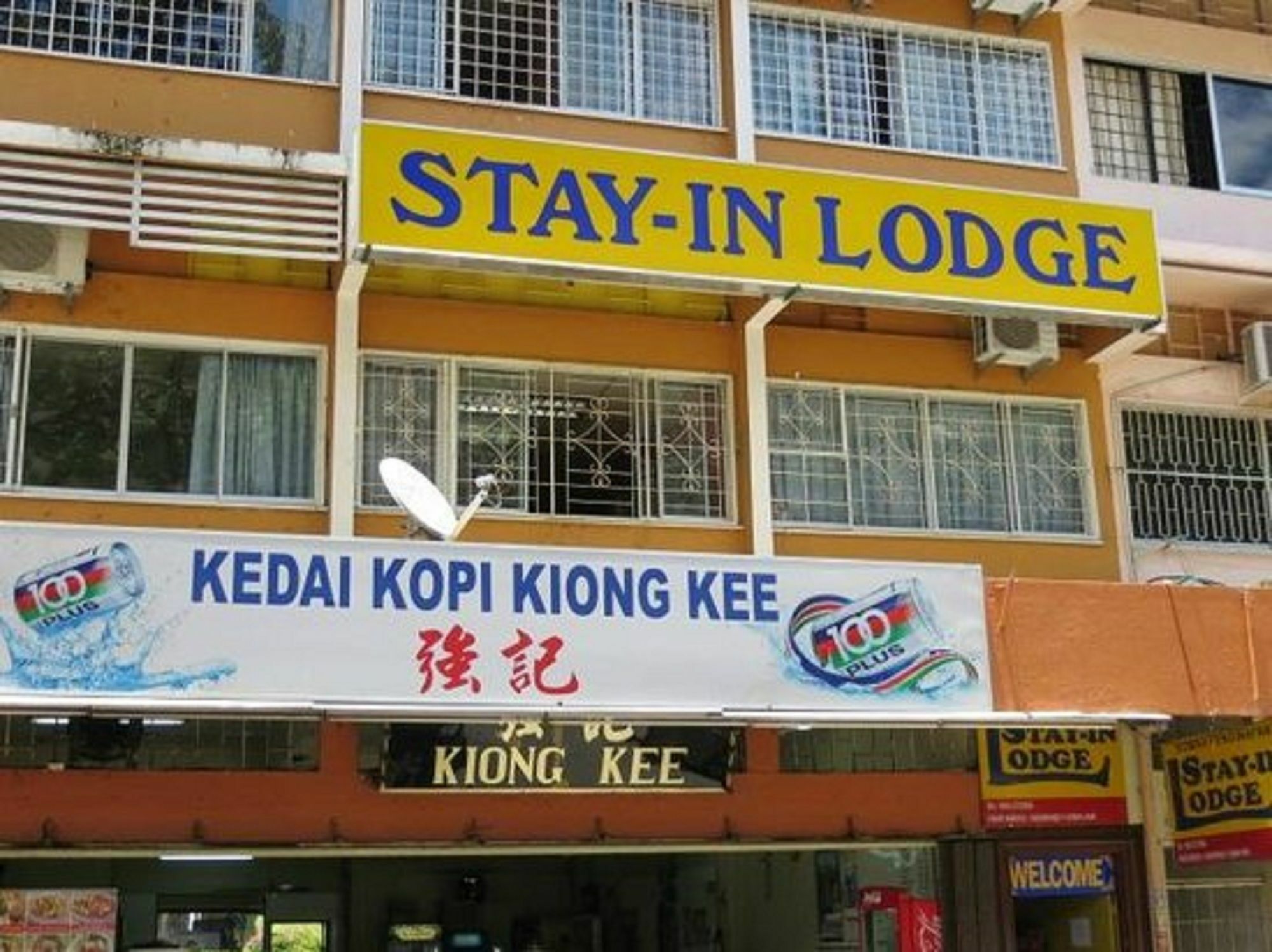 Stay In Lodge Kota Kinabalu Esterno foto